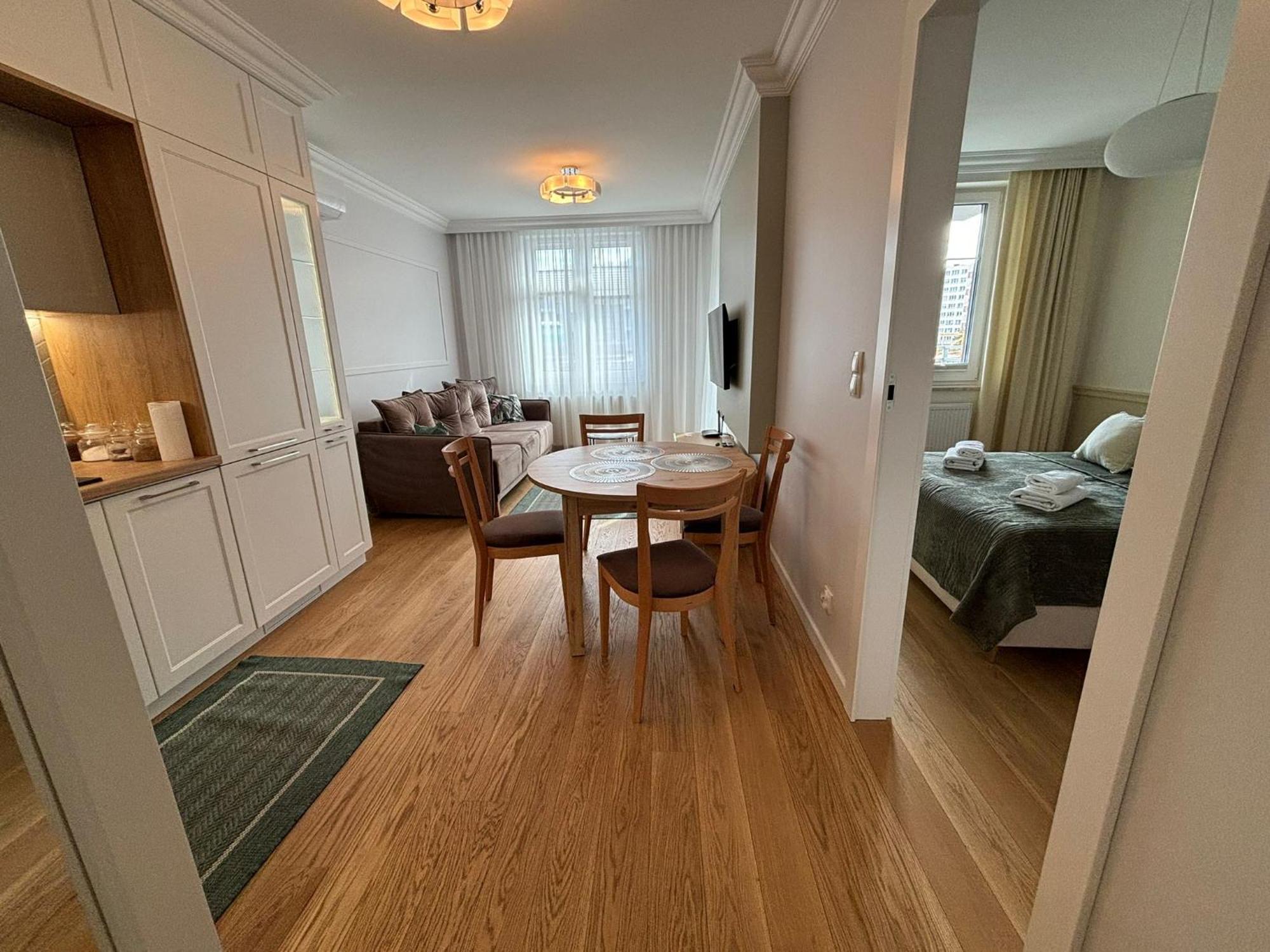 Apartamenty W Centrum Bialegostoku Z Parkingiem W Garazu Podziemnym Białystok Exteriér fotografie