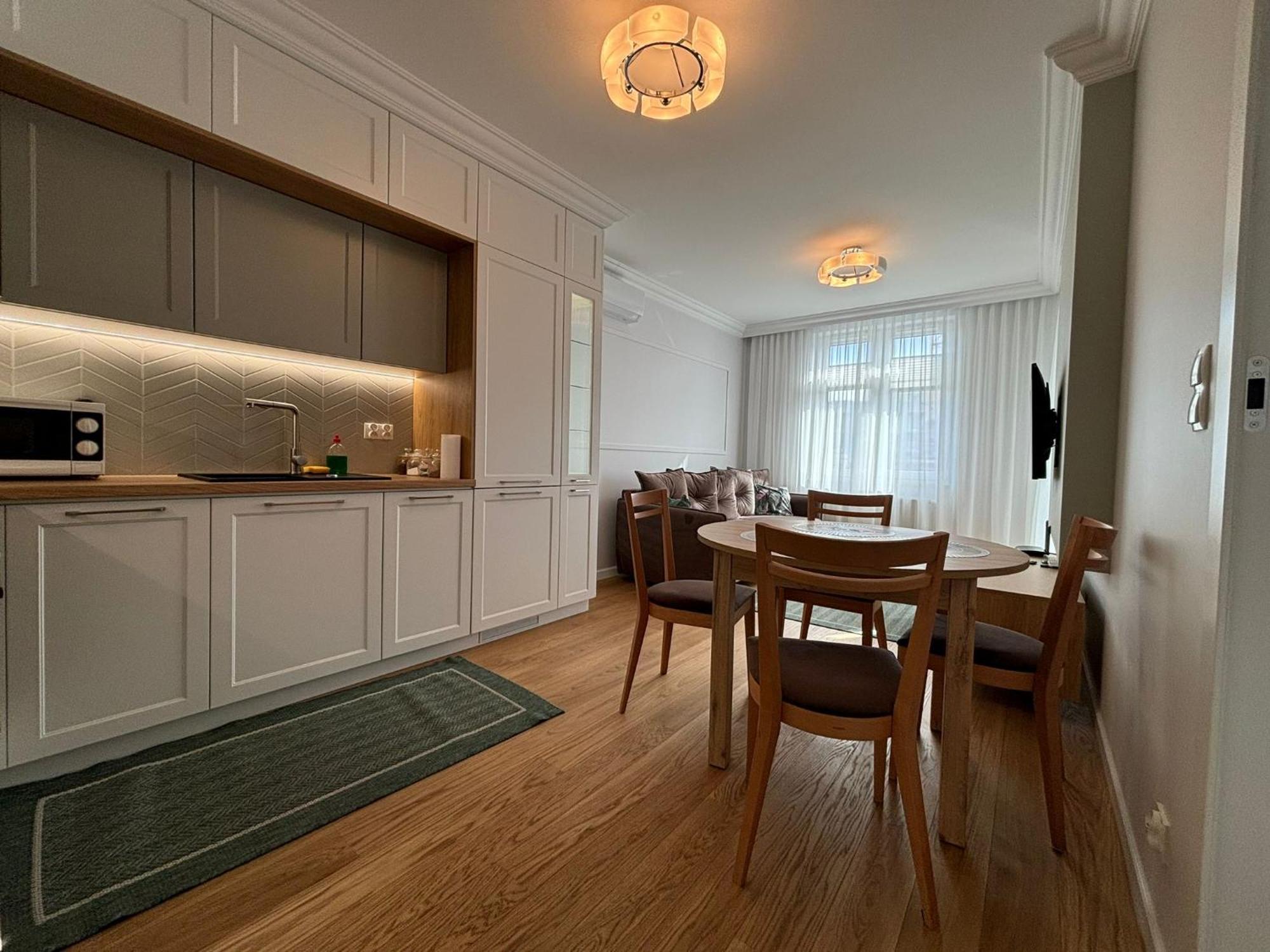 Apartamenty W Centrum Bialegostoku Z Parkingiem W Garazu Podziemnym Białystok Exteriér fotografie
